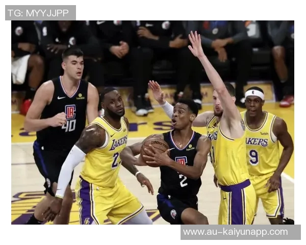 贝弗利称库兹马应为首发球员瑞安罗林斯成功把握机会展现实力 贝弗利称库兹马应为首发球员瑞安罗林斯成功把握机会展现实力